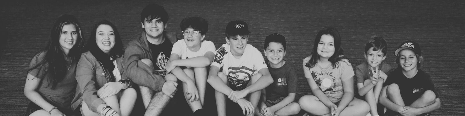 GroupBW1600x400.jpg